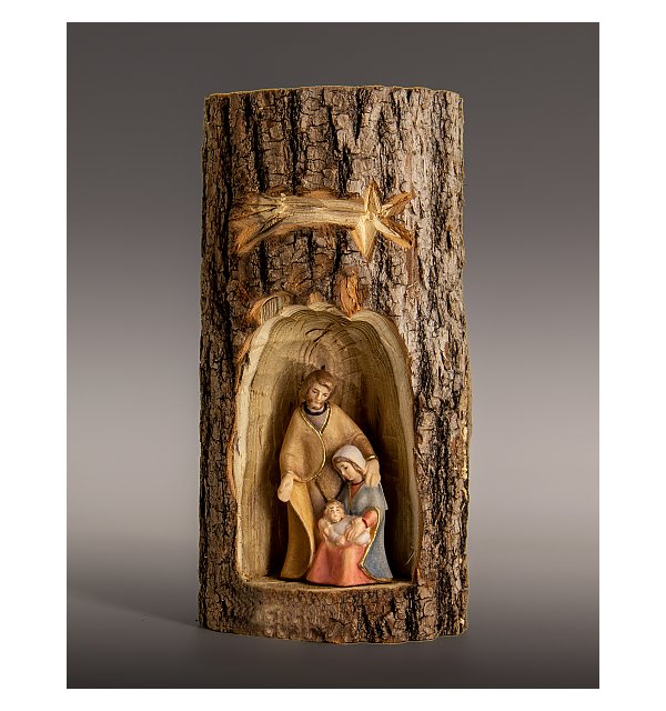 3350 - Holy Family in a tree trunk COLOR